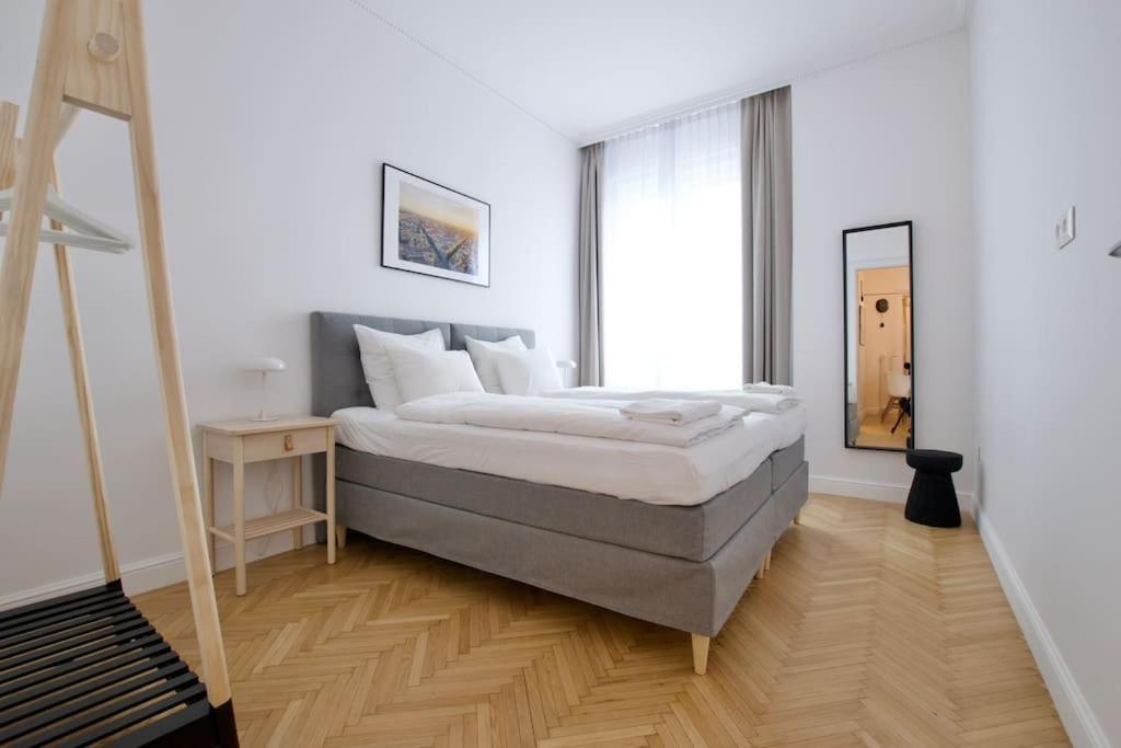 Premium Apartment By Hi - Central 2 Bedroom - Best View 布达佩斯 外观 照片
