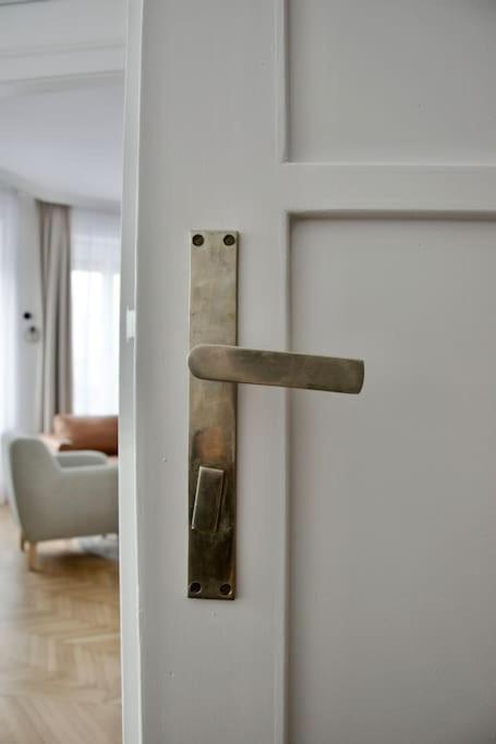 Premium Apartment By Hi - Central 2 Bedroom - Best View 布达佩斯 外观 照片