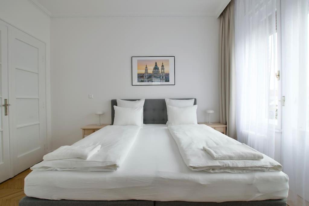 Premium Apartment By Hi - Central 2 Bedroom - Best View 布达佩斯 外观 照片